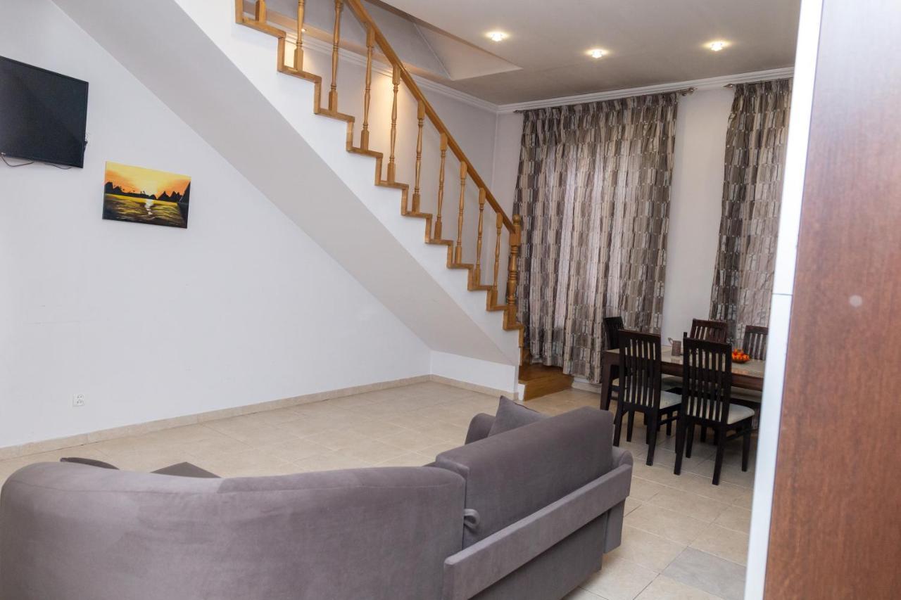 Apartment Kostyushka Lviv Eksteriør bilde