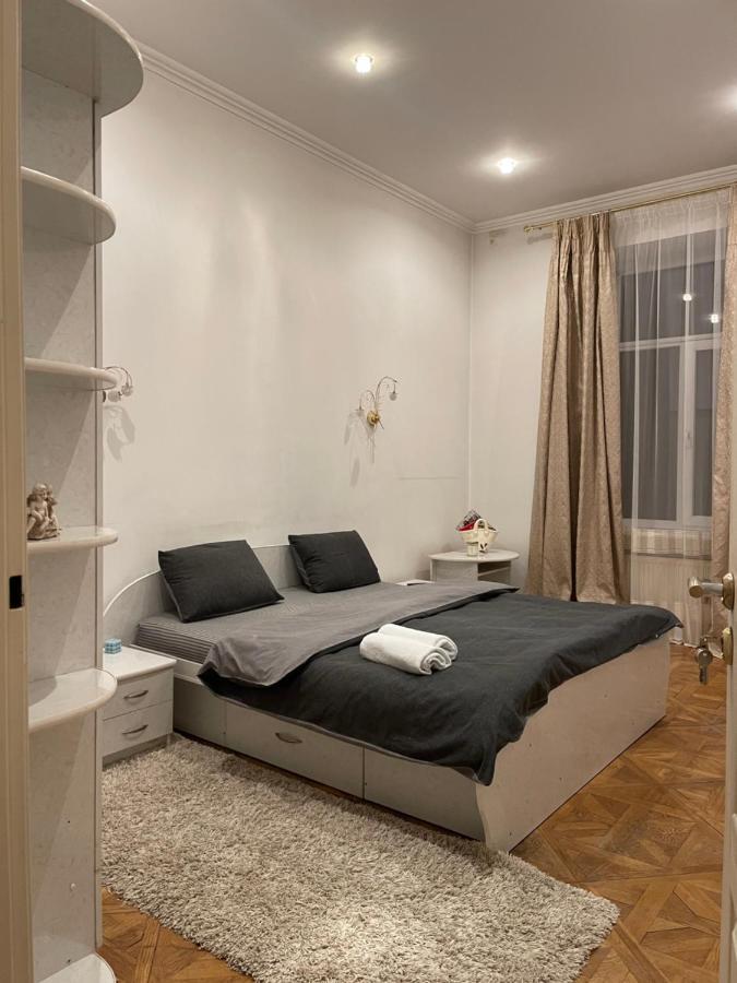 Apartment Kostyushka Lviv Eksteriør bilde