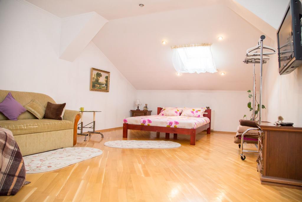 Apartment Kostyushka Lviv Eksteriør bilde